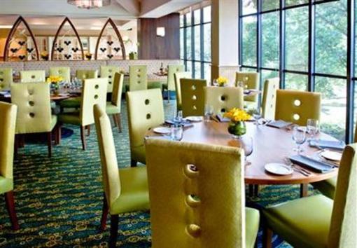 фото отеля Boston Marriott Newton