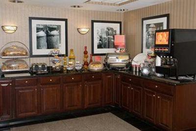 фото отеля Hampton Inn Groton