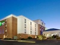 Holiday Inn Express Gahanna / Columbus Airport E
