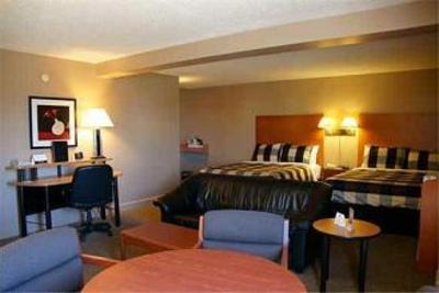 фото отеля West Harvest Inn Regina