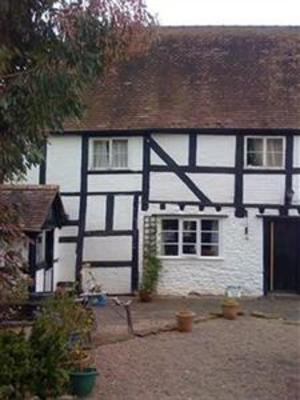 фото отеля The Dark Barn Cottages Gloucester