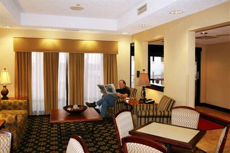 фото отеля Hampton Inn Cedar Rapids