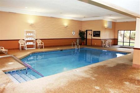 фото отеля Hampton Inn Cedar Rapids