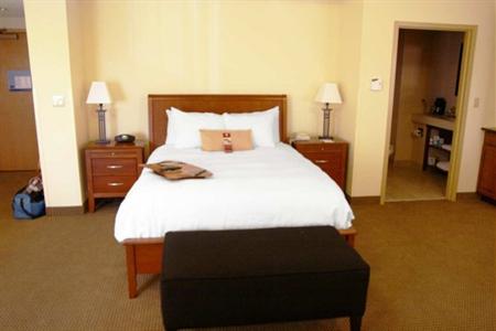 фото отеля Hampton Inn Cedar Rapids