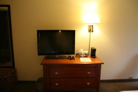 фото отеля Hampton Inn Cedar Rapids