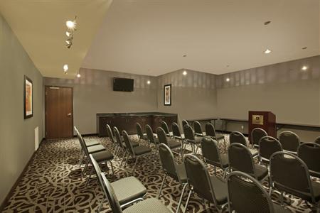 фото отеля BEST WESTERN PLUS Austin Airport Inn & Suites