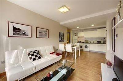 фото отеля Bilbao Apartamentos Atxuri