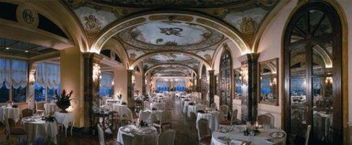 фото отеля Grand Hotel Excelsior Vittoria