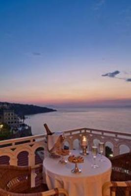 фото отеля Grand Hotel Excelsior Vittoria