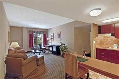 фото отеля Hampton Inn & Suites Alpharetta