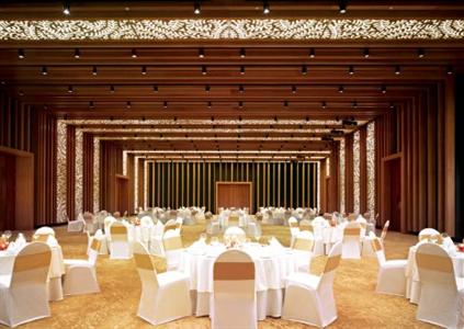 фото отеля Vivanta Taj Yeshwantpur Hotel Bangalore