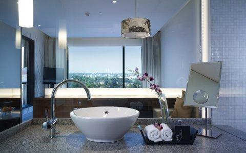 фото отеля Vivanta Taj Yeshwantpur Hotel Bangalore