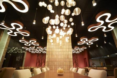 фото отеля Vivanta Taj Yeshwantpur Hotel Bangalore
