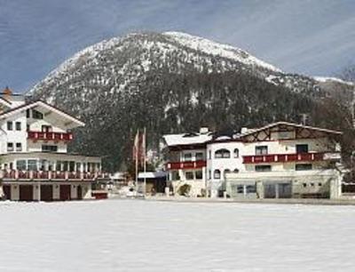 фото отеля Seehotel Einwaller Pertisau