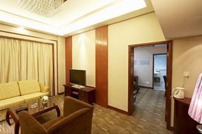 фото отеля Huachen Kenzo Hotel