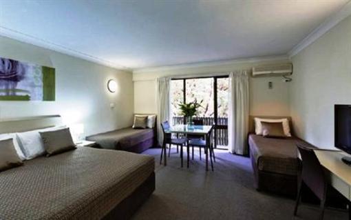 фото отеля BEST WESTERN Tall Trees Motel