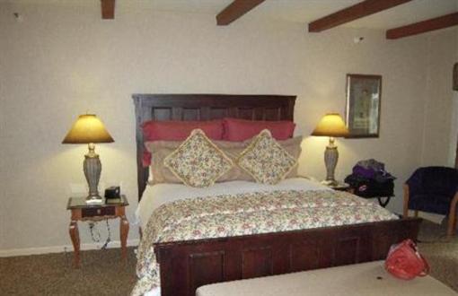 фото отеля Vintners Inn
