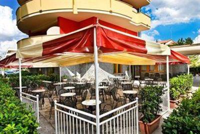 фото отеля Hotel Esperia Alba Adriatica