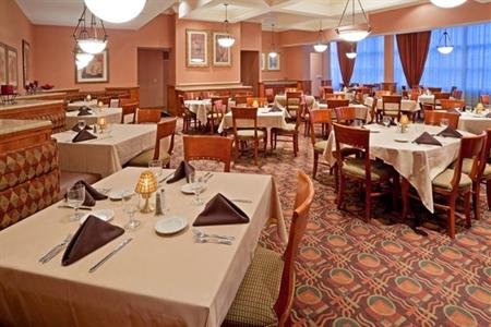 фото отеля Holiday Inn Saratoga Springs