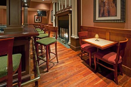 фото отеля Holiday Inn Saratoga Springs