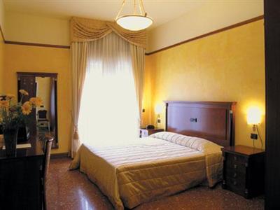 фото отеля Plaza Hotel Villa San Giovanni