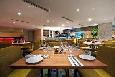 фото отеля Maxims Tower Hotel Pasay City