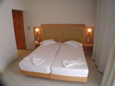фото отеля Saint Constantin Hotel