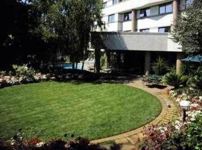 фото отеля Garden Court Sandton