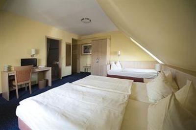 фото отеля Parkhotel Rudesheim am Rhein
