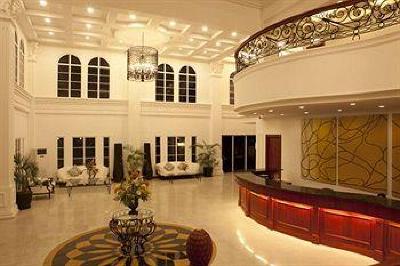 фото отеля Lewis Grand Hotel