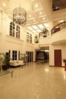 фото отеля Lewis Grand Hotel