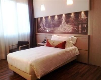 фото отеля Hilton Garden Inn Bologna
