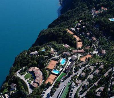фото отеля Hotel Bazzanega Village