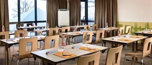 фото отеля Kyriad Montpellier Est Lunel Hotel