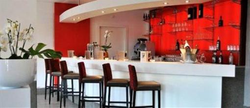 фото отеля Kyriad Montpellier Est Lunel Hotel