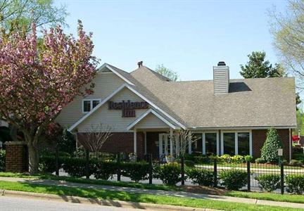 фото отеля Residence Inn Raleigh