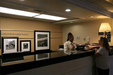 фото отеля Hampton Inn Raleigh/Town Of Wake Forest