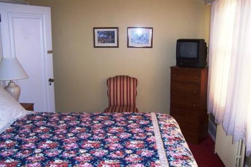 фото отеля Hill Road Manor B&B