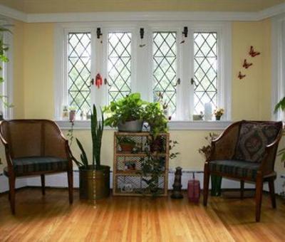 фото отеля Hill Road Manor B&B