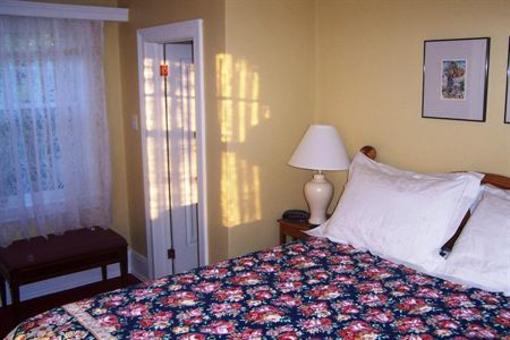 фото отеля Hill Road Manor B&B