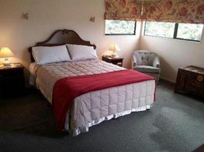 фото отеля Crestwood Bed and Breakfast Whakatane