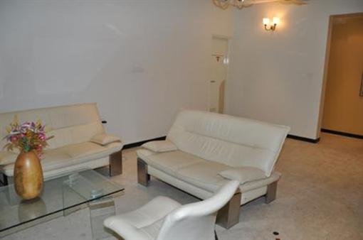 фото отеля Princess Square Service Apartments