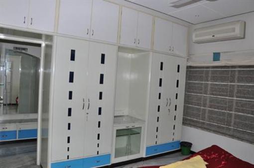 фото отеля Princess Square Service Apartments