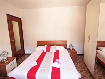 фото отеля Holiday House - Mergozzo