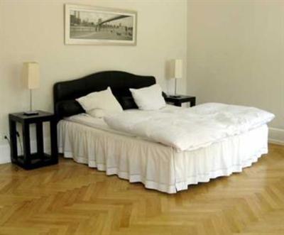 фото отеля Urban Bed and Breakfast