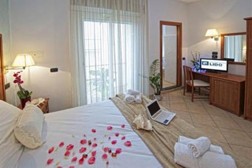 фото отеля Hotel Lido Cattolica