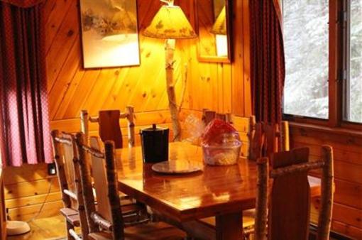 фото отеля Lake Clear Lodge