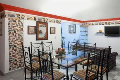 фото отеля Hostal Galerie