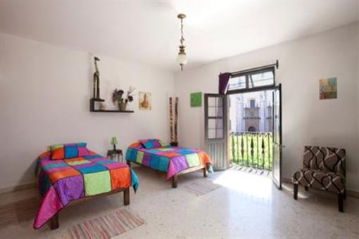 фото отеля Hostal Galerie