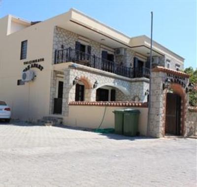 фото отеля Yalcinkaya Otel